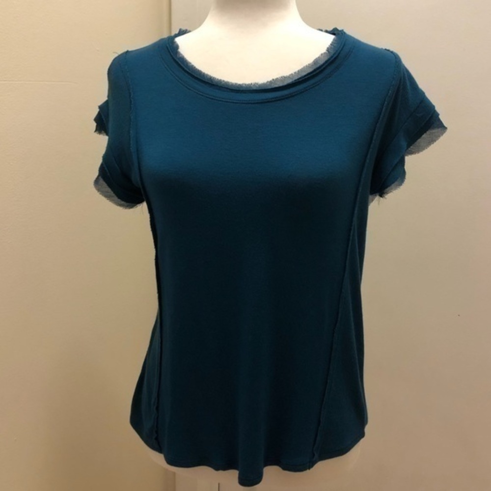 DOLAN Left Coast Collection Beautiful Blouse💙